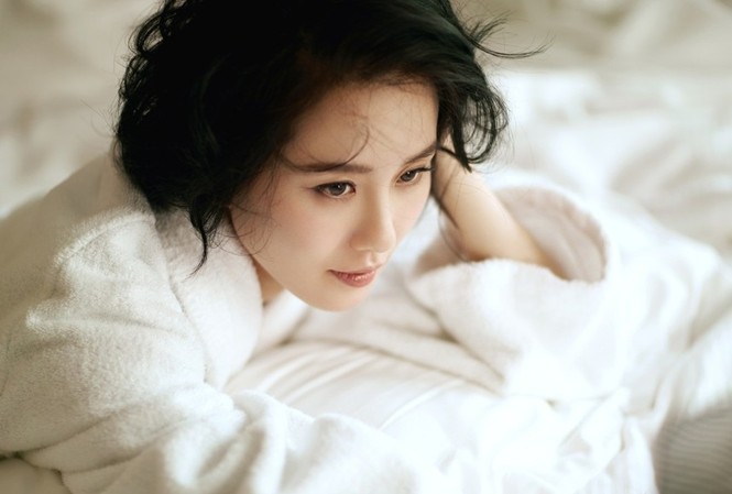 'Tiên nữ' Lưu Thi Thi quyến rũ ở mọi góc nhìn - ảnh 15