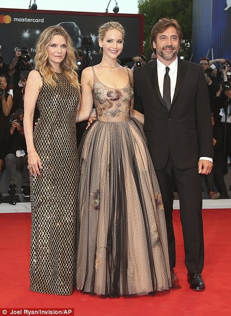 Cô đào Jennifer Lawrence xinh như công chúa trên thảm đỏ - ảnh 11