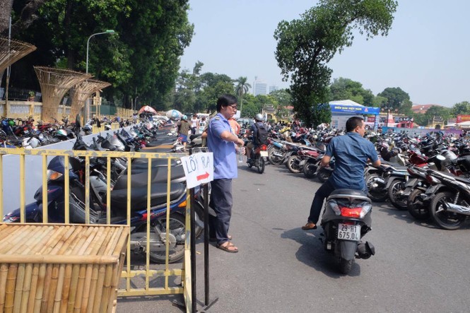 hội sách 2016, hội sách hà nội, văn hóa đọc, trông giữ xe, trông xe, chặt chém - ảnh 5
