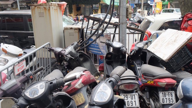 dọn vỉa hè, dọn dẹp vỉa hè, lấn chiếm vỉa hè, thu hồi hàng hoá - ảnh 5