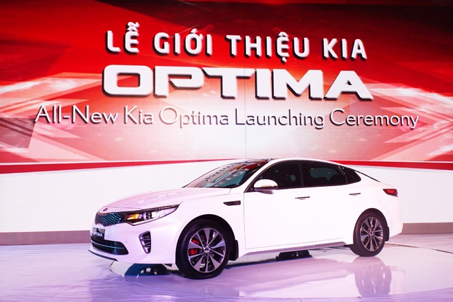 THACO ra mắt mẫu xe sedan thành công nhất toàn cầu - ảnh 6