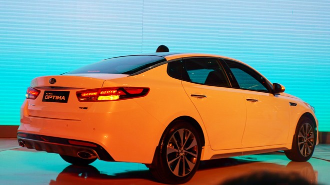 THACO ra mắt mẫu xe sedan thành công nhất toàn cầu - ảnh 4