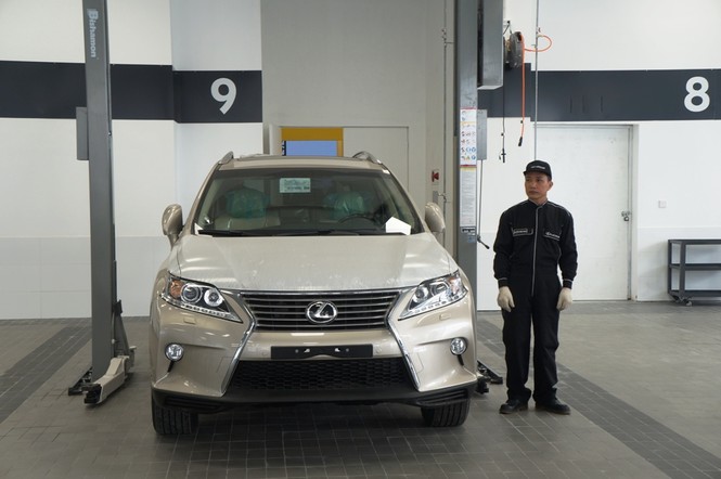 Lexus chính hãng xuất trận hoành tráng tại Hà Nội - ảnh 2