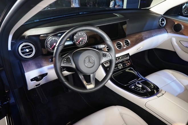 Mercedes-Benz E-class thế hệ mới về Việt Nam có gì nổi bật? - ảnh 4