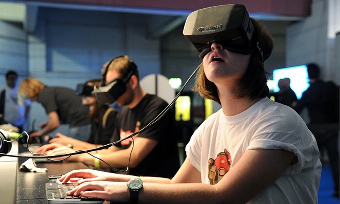 AR và VR – Công nghệ ảo xâm chiếm tương lai? - ảnh 1