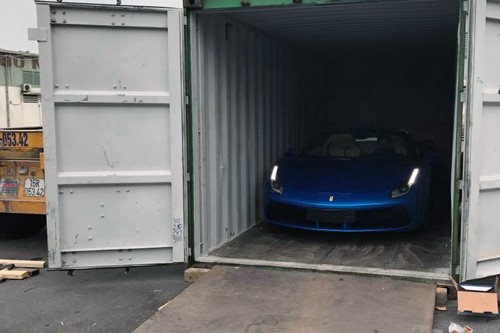 Siêu xe Ferrari 488 Spider đầu tiên về Việt Nam - ảnh 1