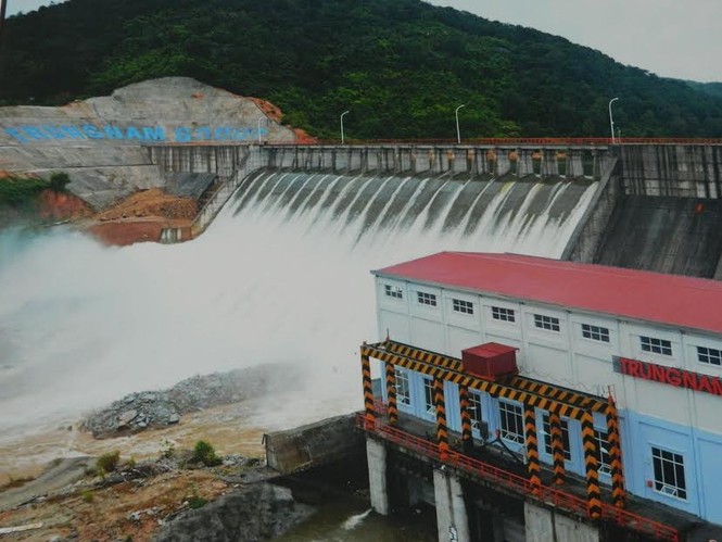 Thuỷ điện Krông Nô 2, 3 cung cấp gần 200 triệu kwh lên lưới điện quốc gia - ảnh 1