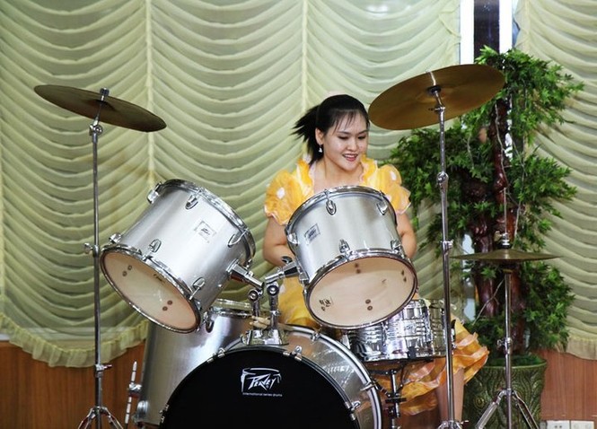 Những nữ nhân viên xinh đẹp và bí ẩn bên trong nhà hàng Triều Tiên - ảnh 8