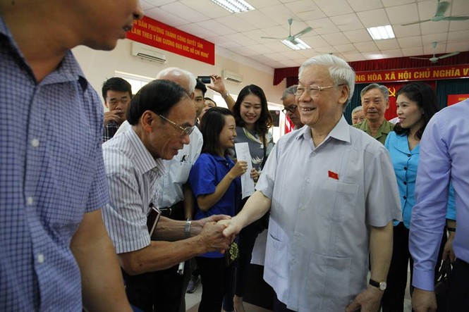 Tổng Bí thư: 'Chống nội xâm khó vì tự ta đánh ta...' - ảnh 1