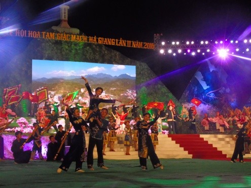 Khai mạc lễ hội hoa tam giác mạch năm 2016 - ảnh 3