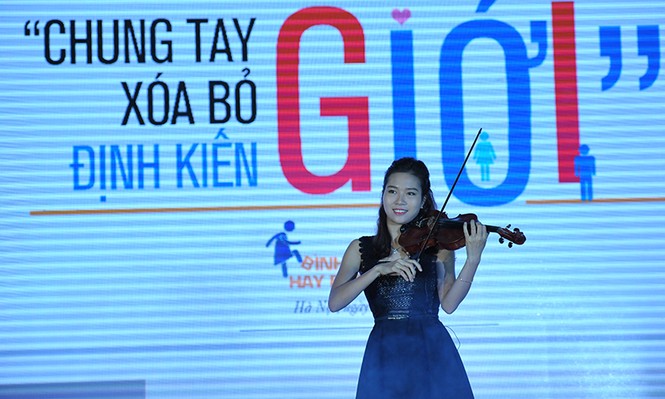 Hơn 2.000 sinh viên chung tay xóa bỏ định kiến giới - ảnh 10