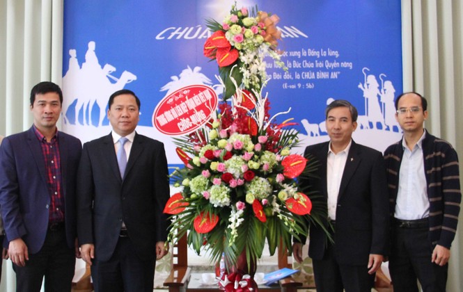 T.Ư Hội LHTN Việt Nam chúc mừng Giáng sinh - ảnh 1
