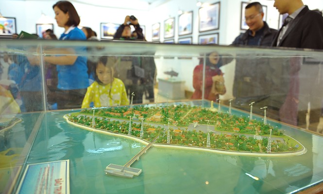 Thưởng lãm sắc màu Trường Sa trong lòng Hà Nội - ảnh 5