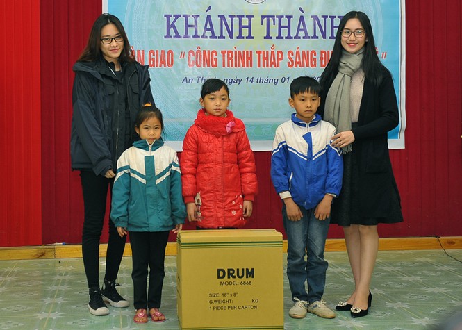 Khánh thành công trình thắp sáng đường quê Yên Bái - ảnh 2