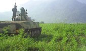 Xe tăng Type-63 của Myanmar bắn đạn thật