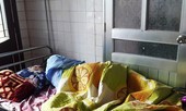 Giáo viên thực tập bị đánh: Quỳ để bảo vệ đứa con trong bụng