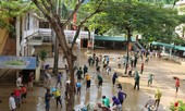 Trường học ngổn ngang bùn đất, ngày tựu trường bị hoãn