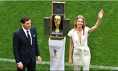 Tiết lộ về 'bóng hồng' Nga mở khóa vali đựng cúp vàng World Cup