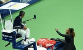 Serena bị phạt 17.000 USD vì đập vợt, gọi trọng tài là 'kẻ trộm'