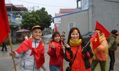 Cổ động viên ùn ùn đến nhà, bố Quang Hải bỏ kế hoạch ra Mỹ Đình