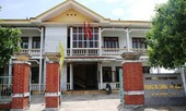 Nữ cán bộ huyện 'tố' bị đồng nghiệp hiếp dâm: Không khởi tố vụ án