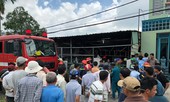 Người đàn ông say rượu đốt nhà khiến khu dân cư Sài Gòn náo loạn