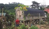 Ôtô lao vào nhà dân làm chết hai vợ chồng