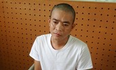 Vợ đang nằm trên võng, chồng dùng dao đâm xối xả