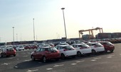 Vì sao cận Tết nhu cầu mua tăng nhưng ô tô nhập lại giảm?