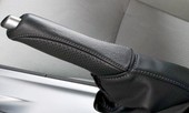 Phanh tay truyền thống trên ôtô đang dần 'tuyệt chủng'?