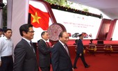 Thủ tướng Nguyễn Xuân Phúc dự lễ ra mắt xe VinFast