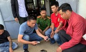 Bắt giữ đối tượng bán ma túy tàng trữ súng, lựu đạn trái phép