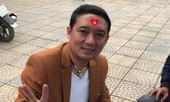 Sao bật khóc, quyết 'đi bão' trắng đêm mừng Việt Nam vô địch AFF Cup