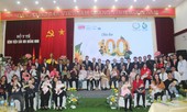 Bộ Y tế tặng quà cho 100 em bé ra đời bằng thụ tinh ống nghiệm