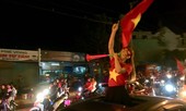 Phố núi Pleiku tưng bừng kèn trống ăn mừng chiến thắng