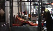 Kinh hãi phát hiện thi thể ở chợ vào tinh mơ