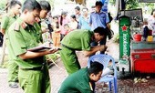 Hàng xóm chửi nhau nghe ồn, thanh niên vác dao chém chết