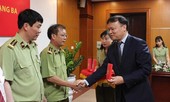 Sau bê bối thi tuyển công chức: Cục trưởng QLTT nhận Huân chương
