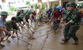 Sau lũ, nhiều nơi ở Nghệ An hoãn tựu trường