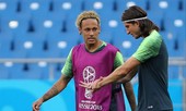 Neymar trình làng kiểu tóc 'mỳ tôm'