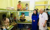 BẢN TIN THANH NIÊN: Hỗ trợ cho các bệnh nhi bị ảnh hưởng bởi vụ cháy