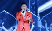 Lam Trường say sưa hát 'Gót hồng' bên 30 thí sinh Hoa hậu Việt Nam