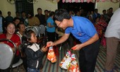 Ấm áp Trung thu vùng lũ