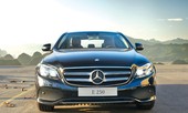 Mercedes-Benz E250: Sedan hạng sang giá 2,5 tỷ đồng
