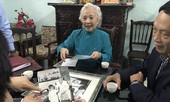 Phu nhân Bộ trưởng Nguyễn Cơ Thạch tặng ảnh quý về Bác Hồ