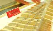 USD ngân hàng vượt 22.930 đồng, vàng quay đầu đi lên