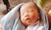 Bé gái 10 ngày tuổi bị bỏ rơi giữa cầu