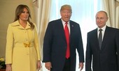 Biểu cảm lạ của bà Trump sau khi bắt tay Tổng thống Putin
