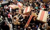 Trào lưu săn hàng ‘lạ’ vào ngày Black Friday 2018