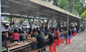 Duy nhất Việt Nam: Chợ tạm ven đường bán đá quý tiền tỷ